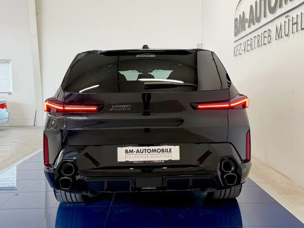 BMW XM