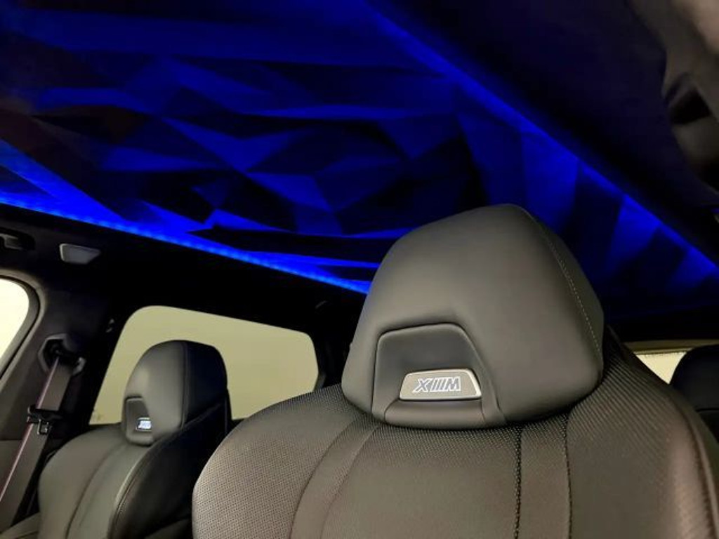 BMW XM