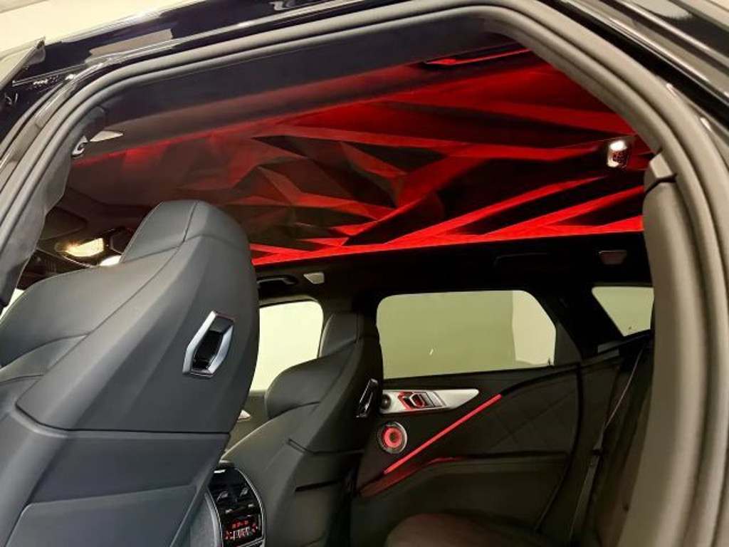 BMW XM