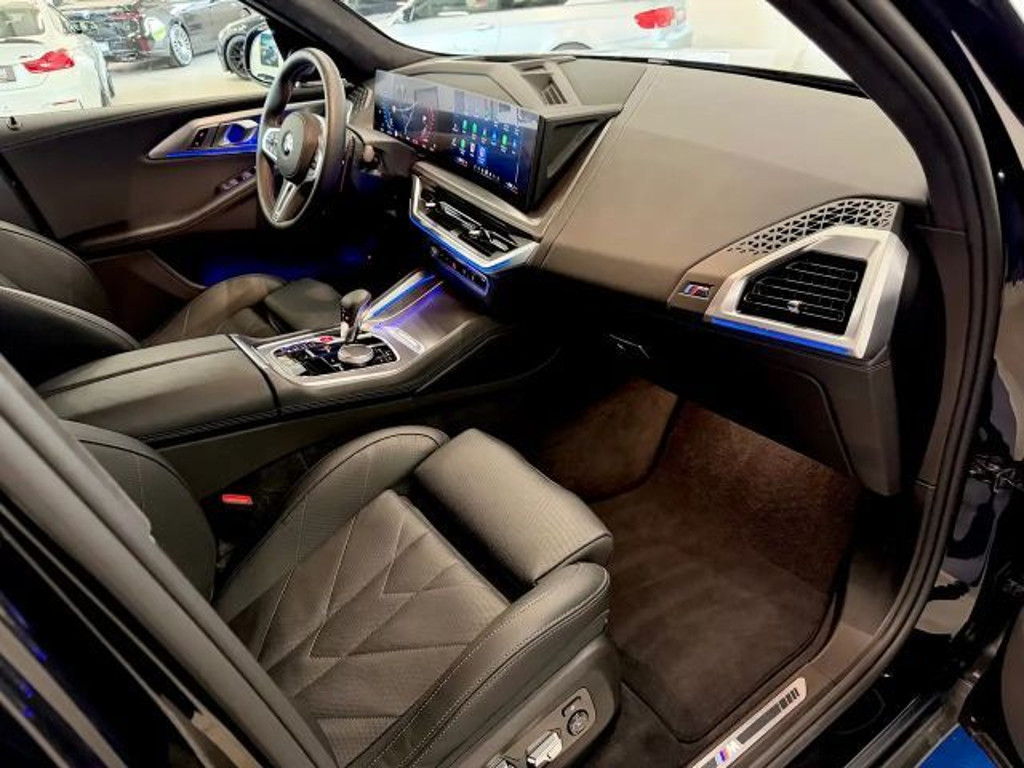 BMW XM
