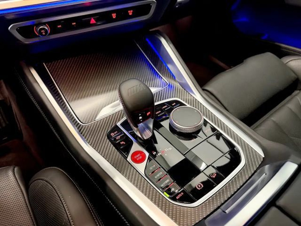 BMW XM