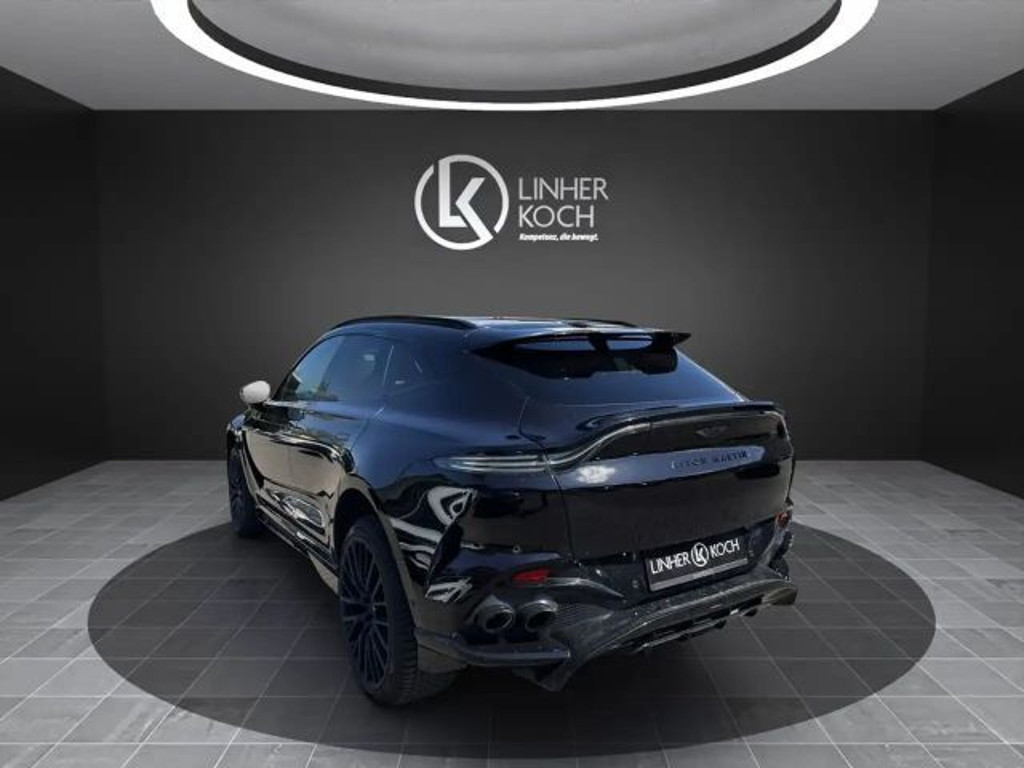Aston Martin DBX