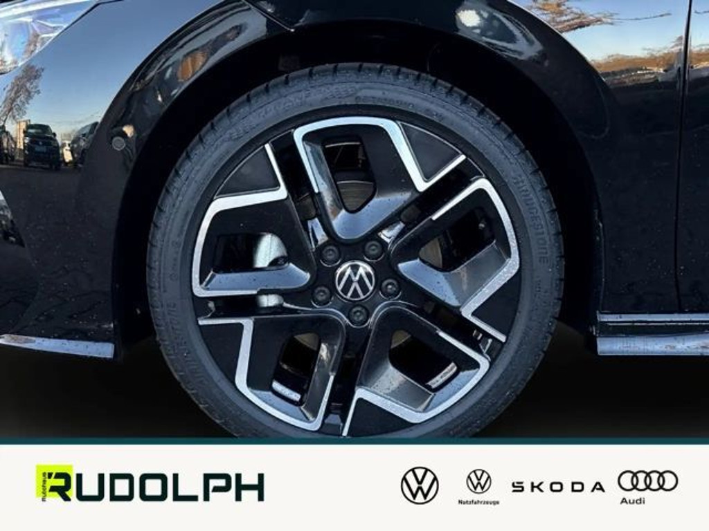 Volkswagen Golf DSG R-Line Golf VIII 2.0 TDI