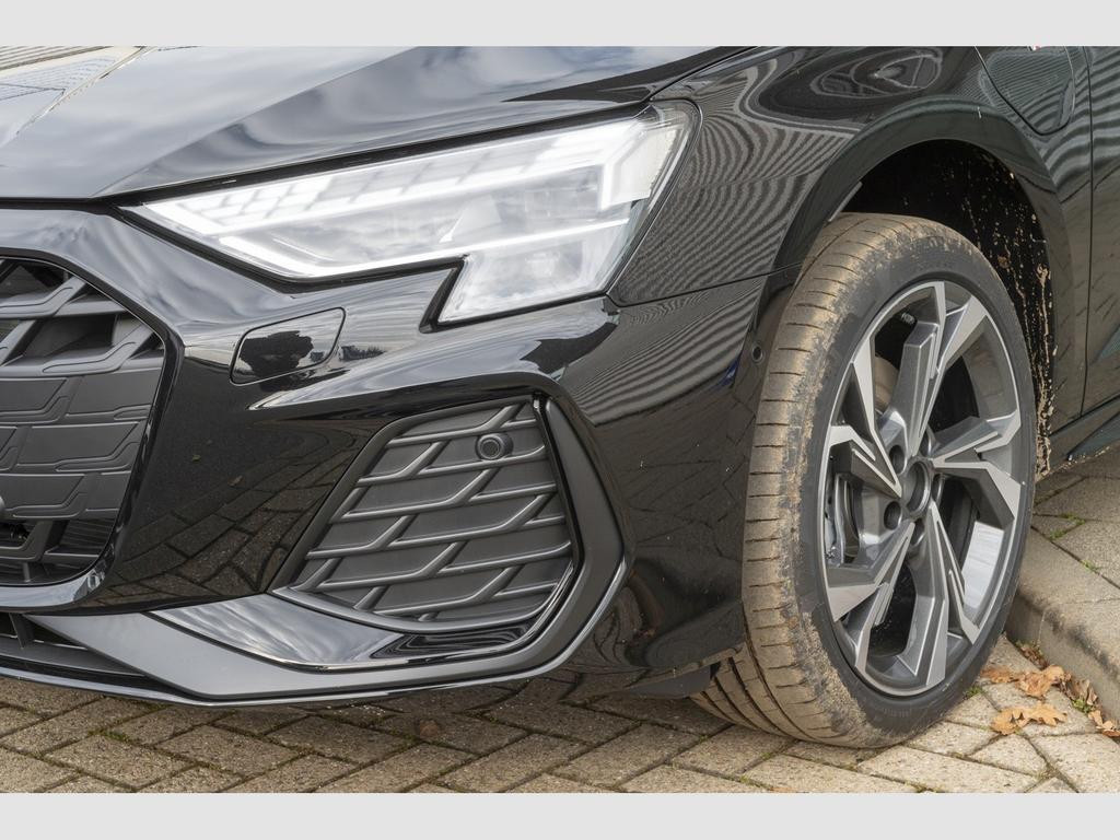 Audi A3 Sportback Sedan S-Line Hybride