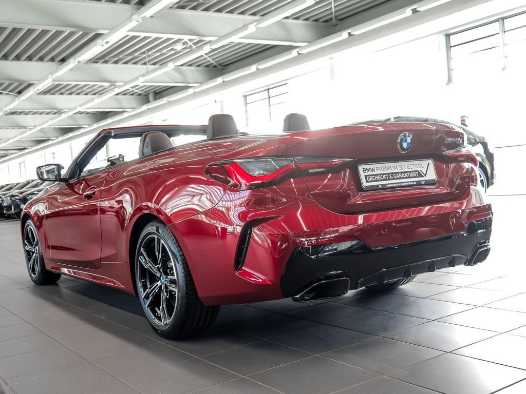 BMW M440