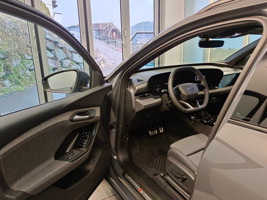 Audi Q6 e-tron