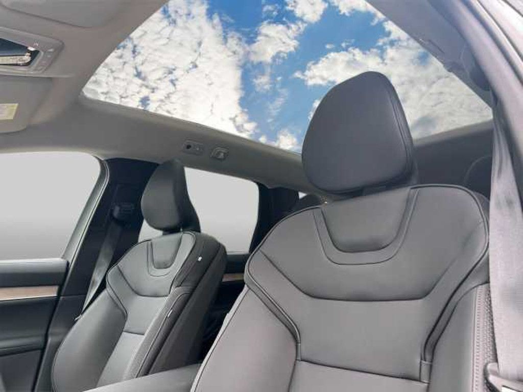 Volvo EX90