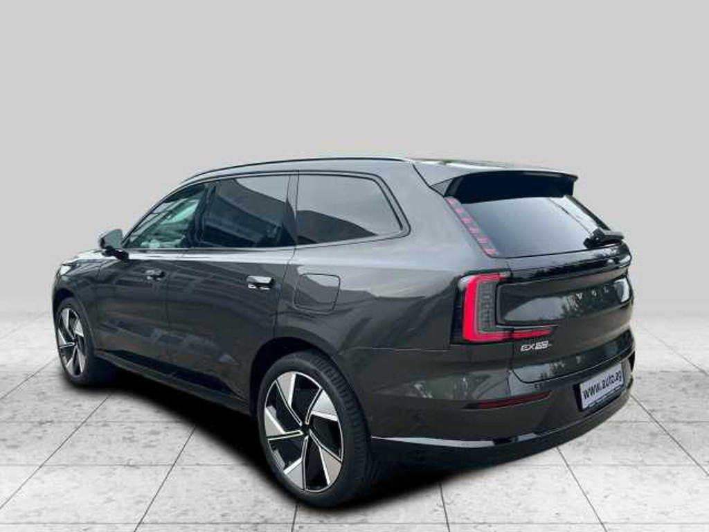 Volvo EX90
