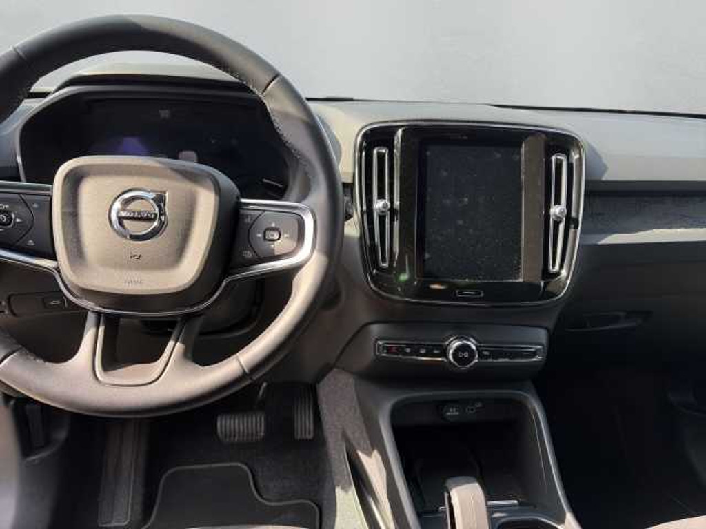 Volvo EX40