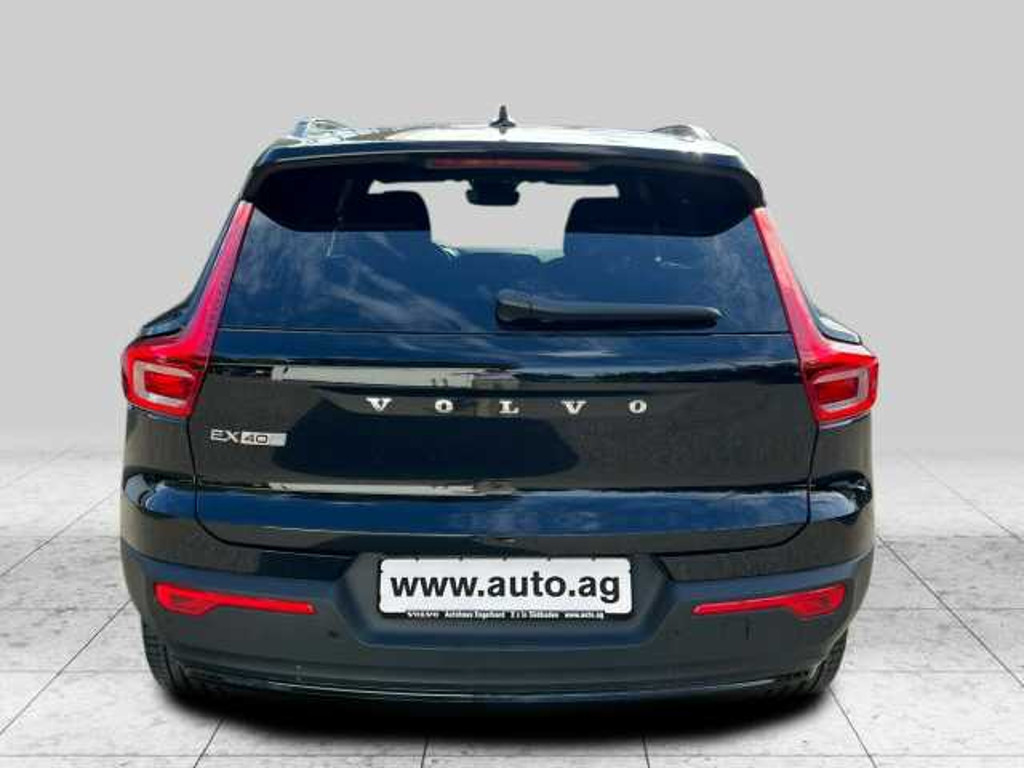 Volvo EX40