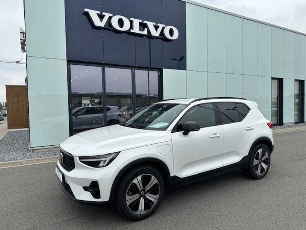 Volvo XC40 T5 Recharge Plus Dark