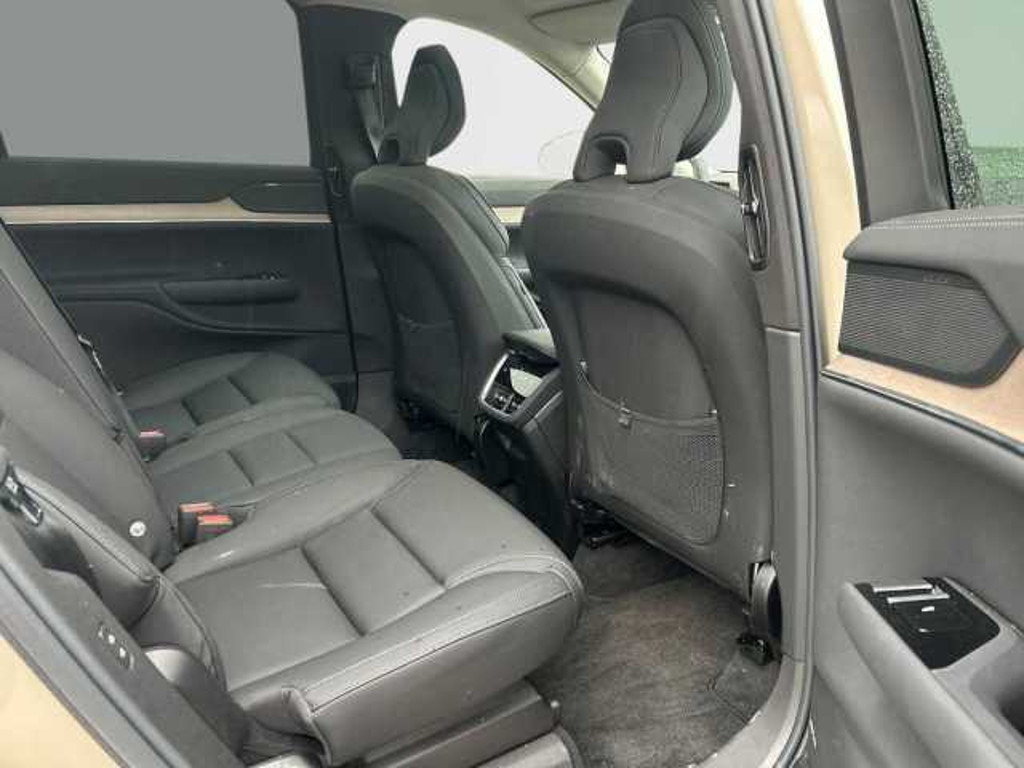 Volvo EX90