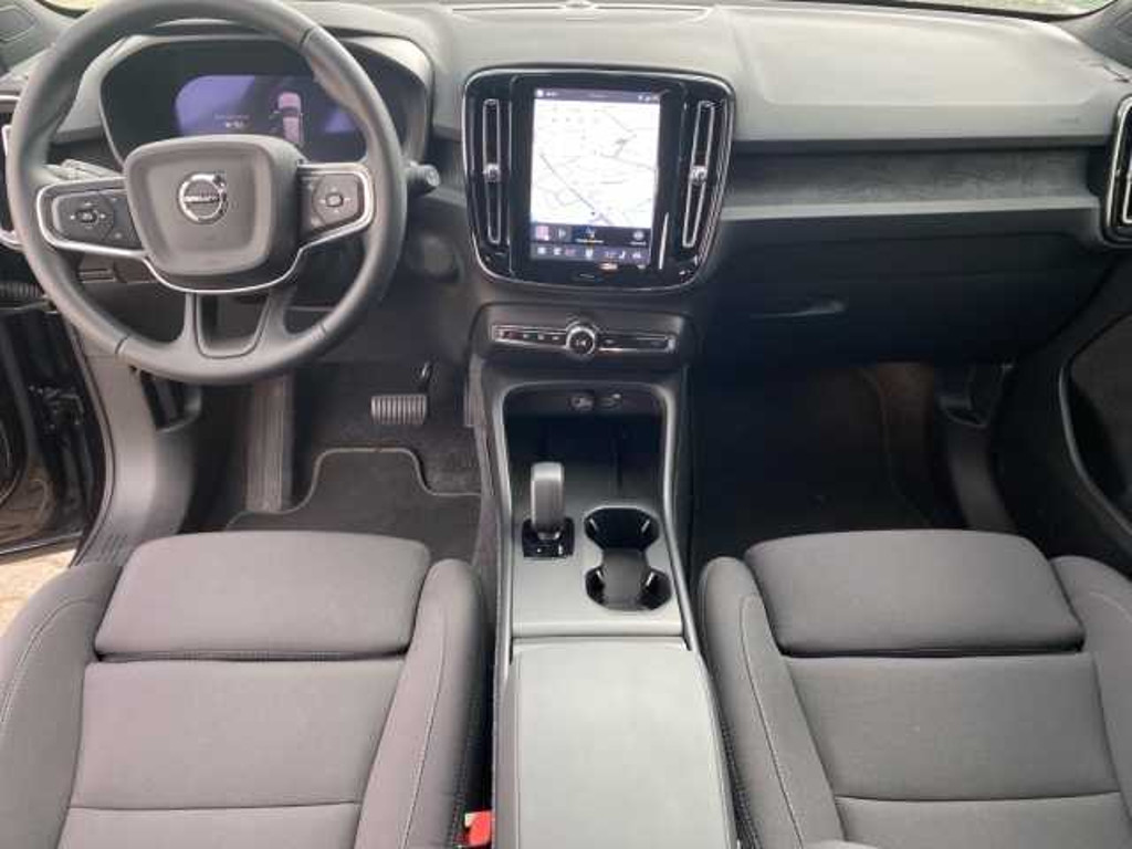 Volvo EX40