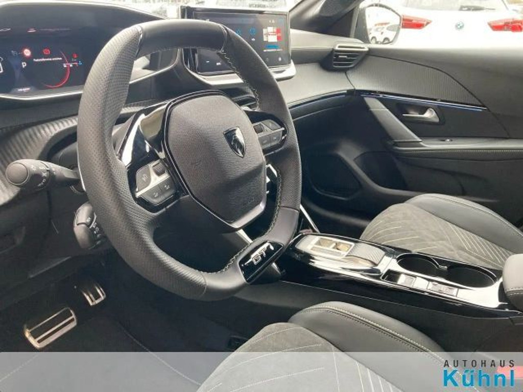 Peugeot e-208