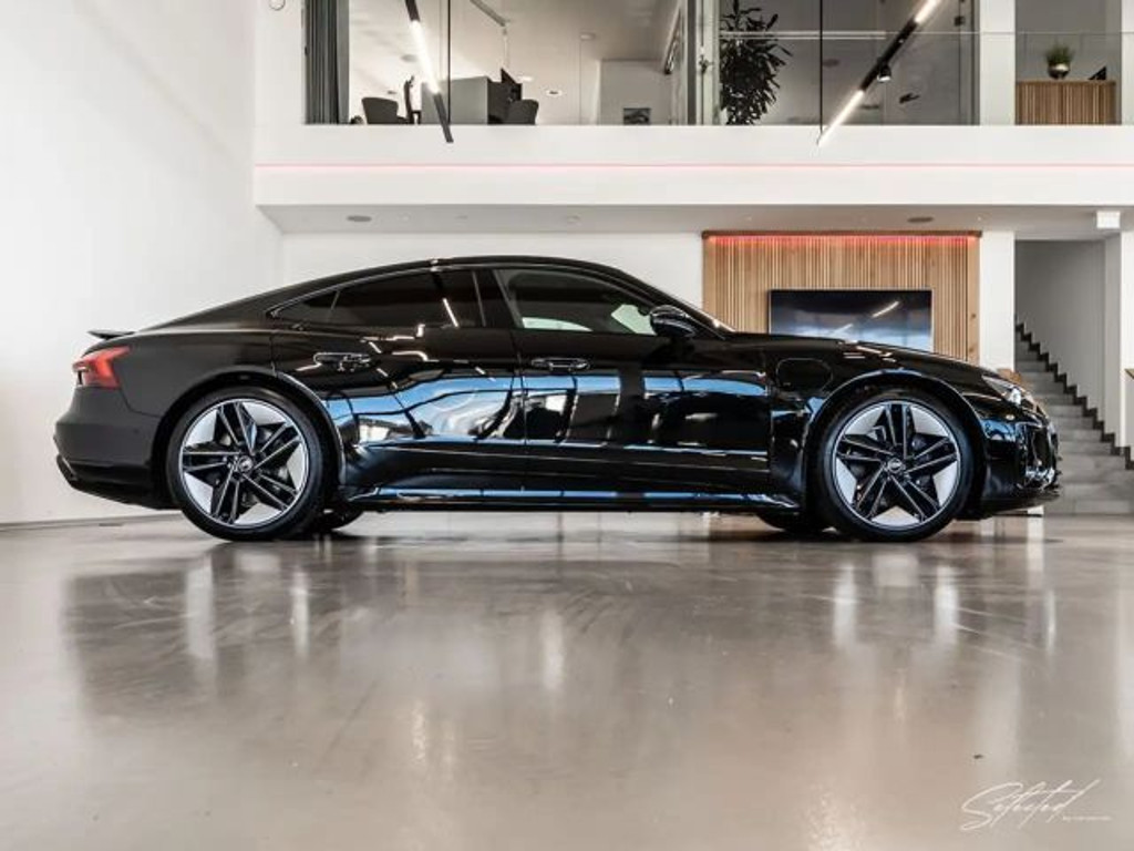 Audi e-tron GT