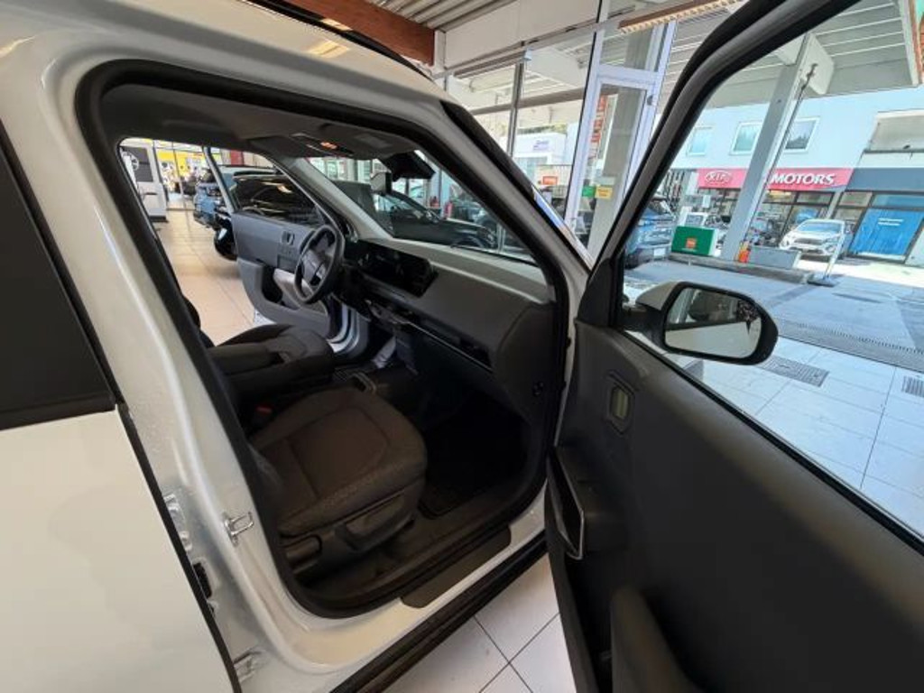 Kia EV2