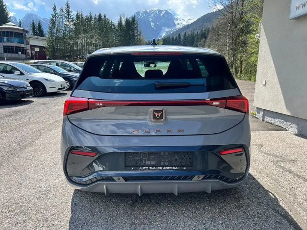 Cupra Born