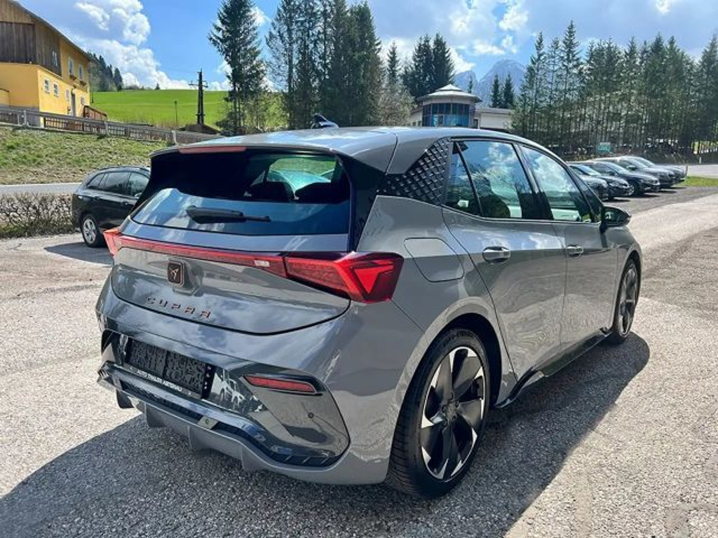 Cupra Born