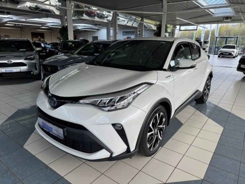 Toyota C-HR Team D