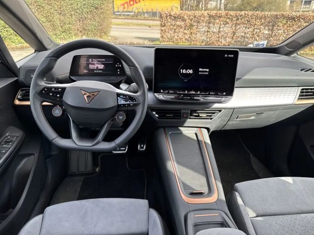 Cupra Born