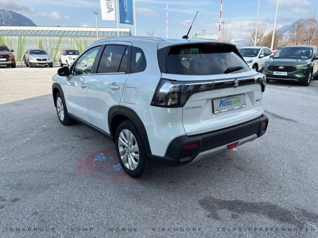 Suzuki S-Cross