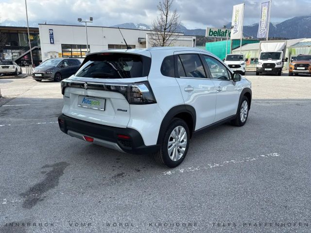 Suzuki S-Cross