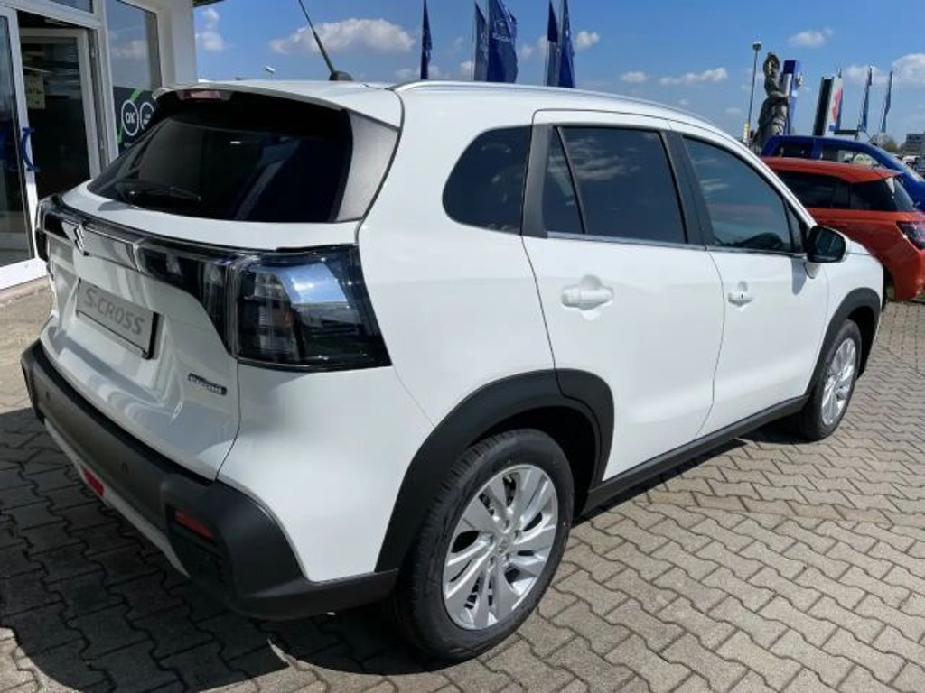 Suzuki S-Cross