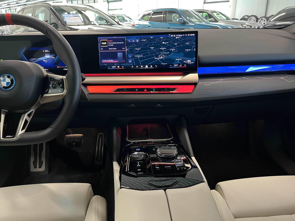 BMW i5