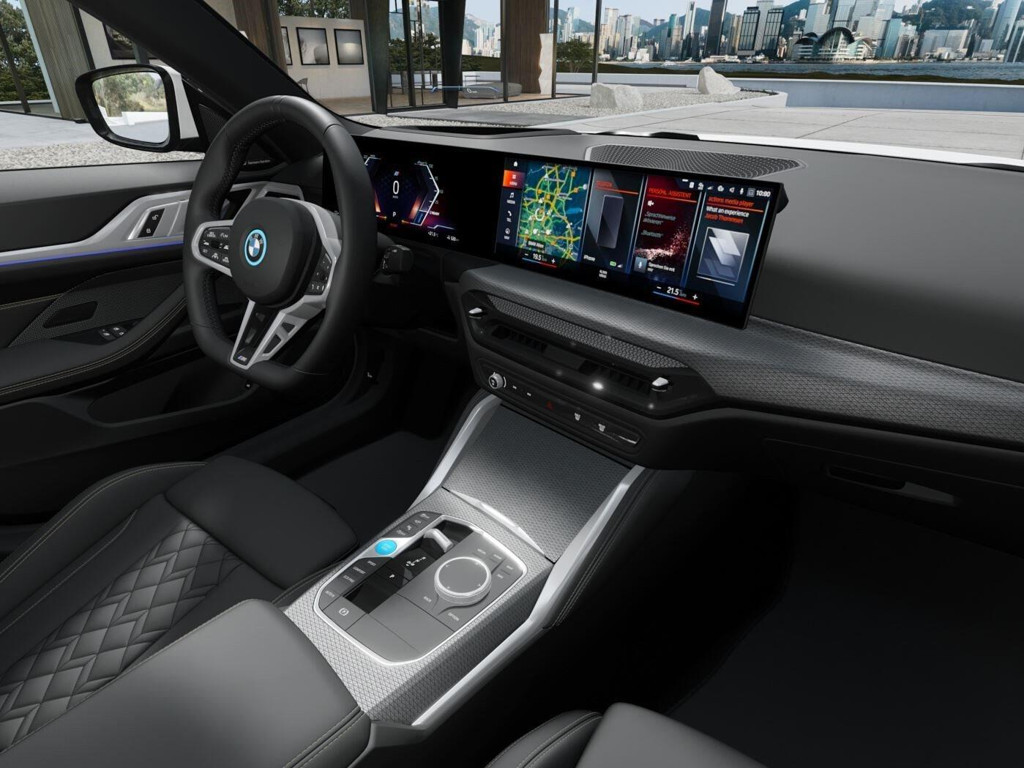BMW i4