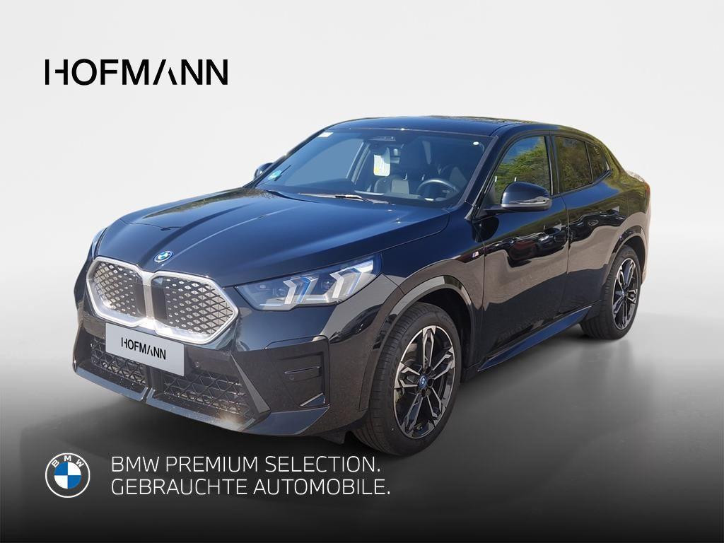 BMW iX2 xDrive30