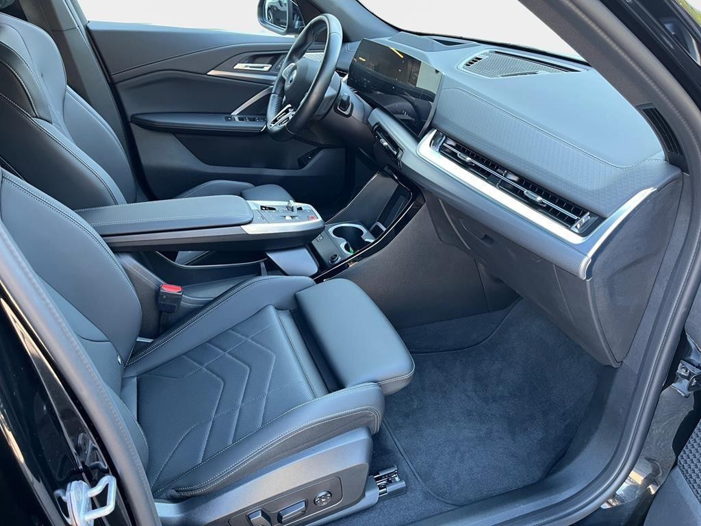 BMW iX2