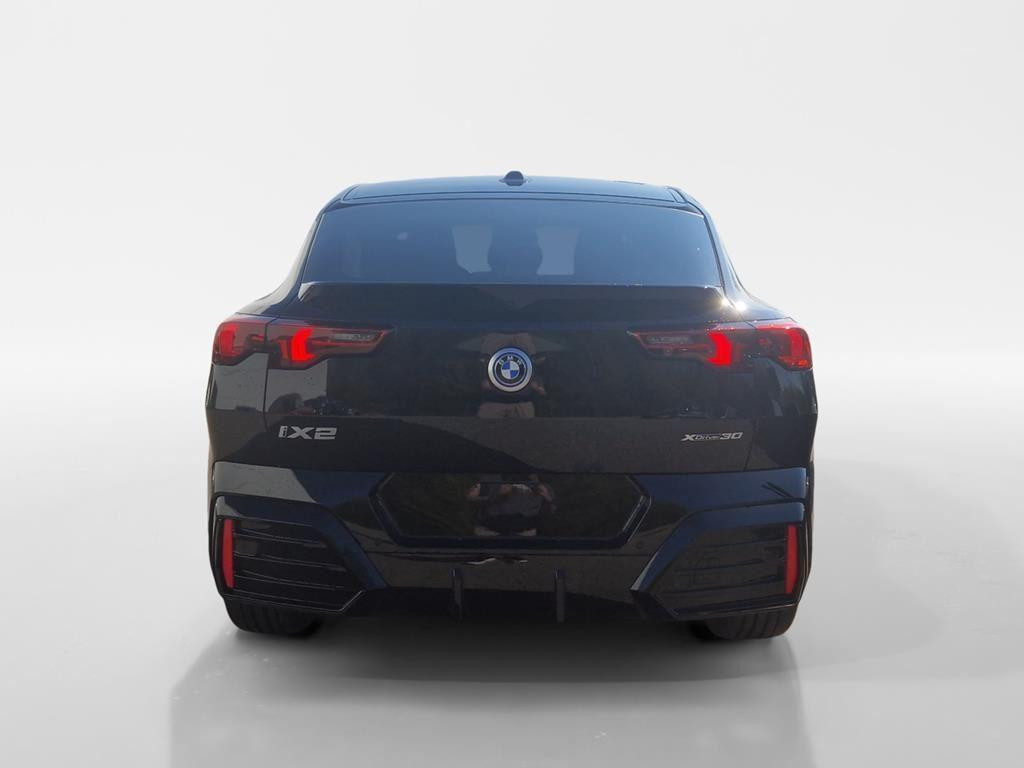 BMW iX2