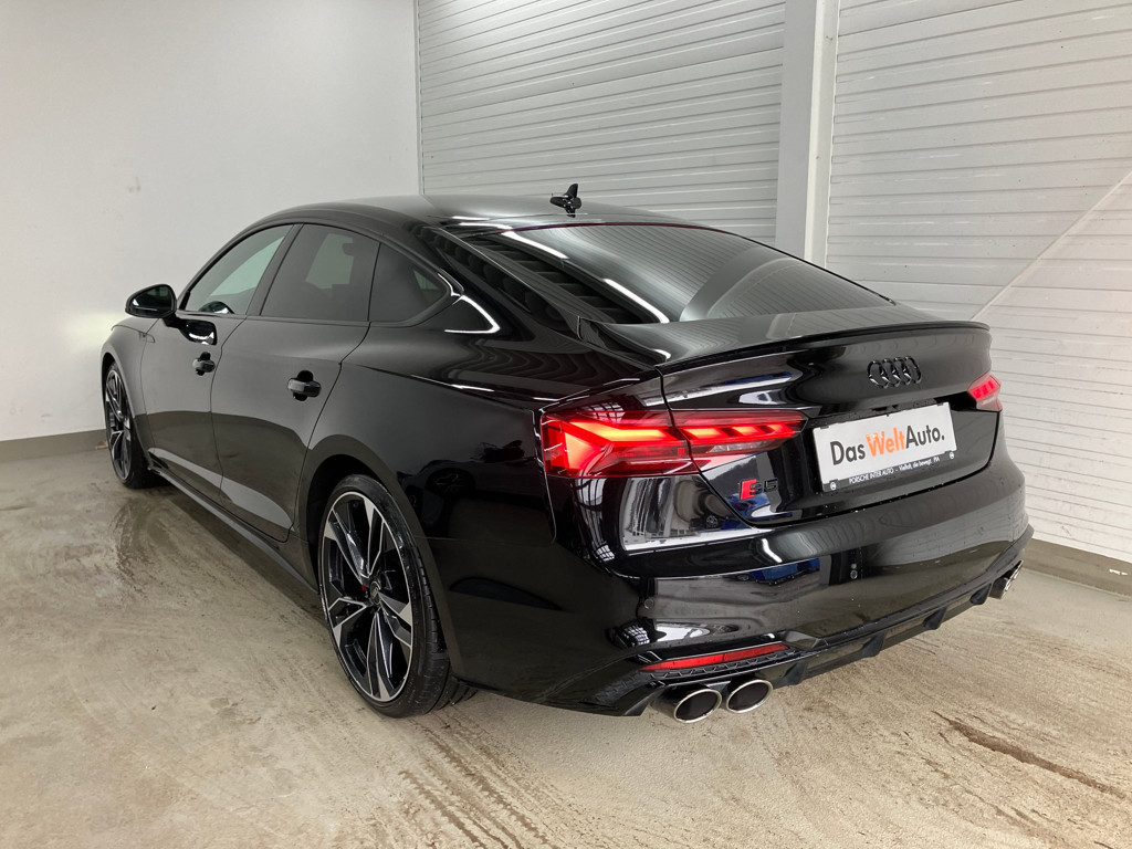 Audi S5
