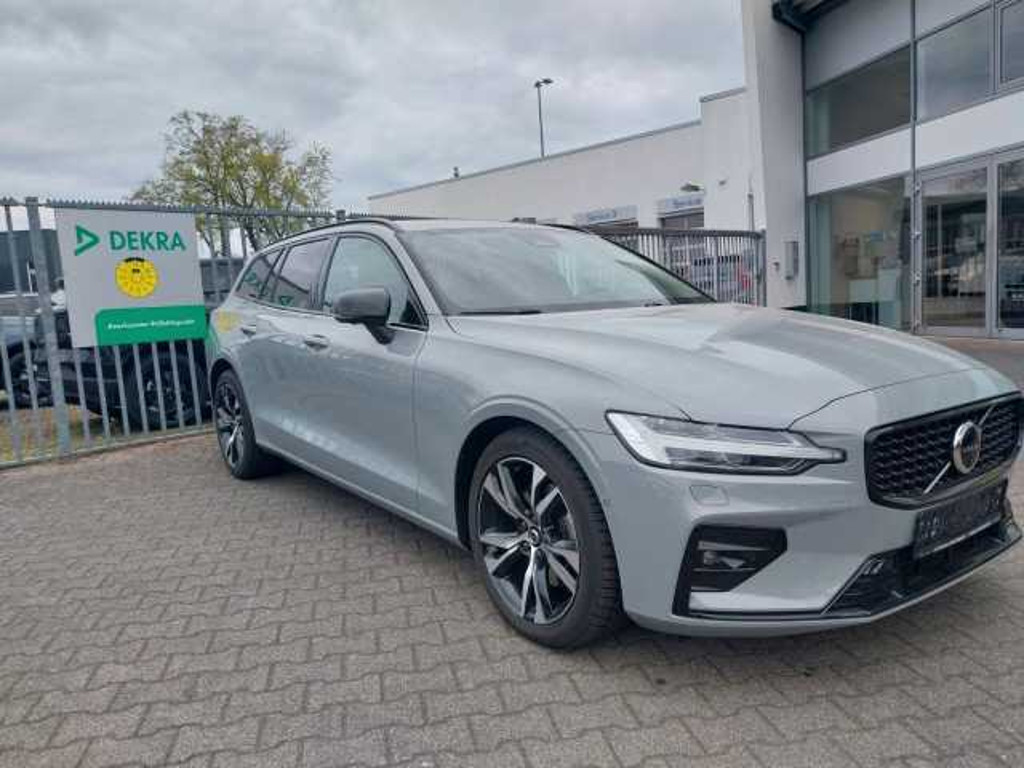 Volvo V60 Plus Dark