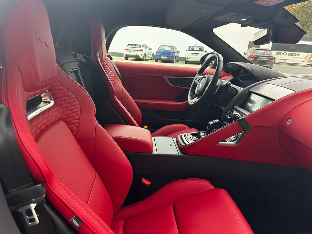 Jaguar F-Type