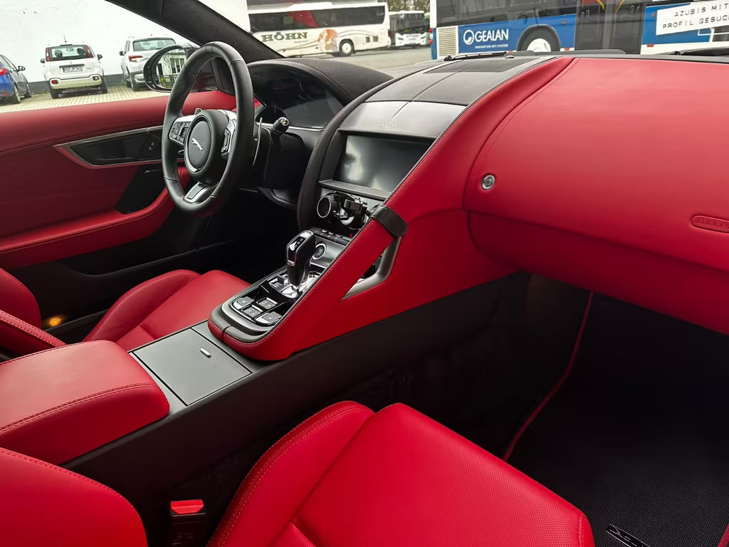Jaguar F-Type