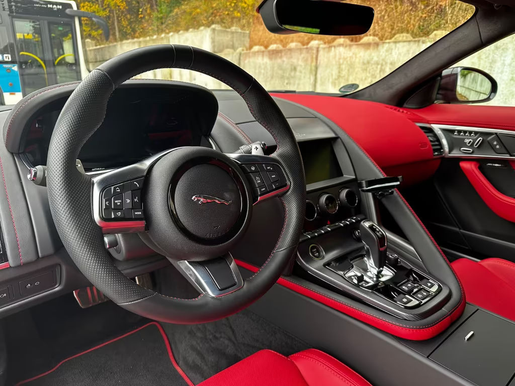 Jaguar F-Type