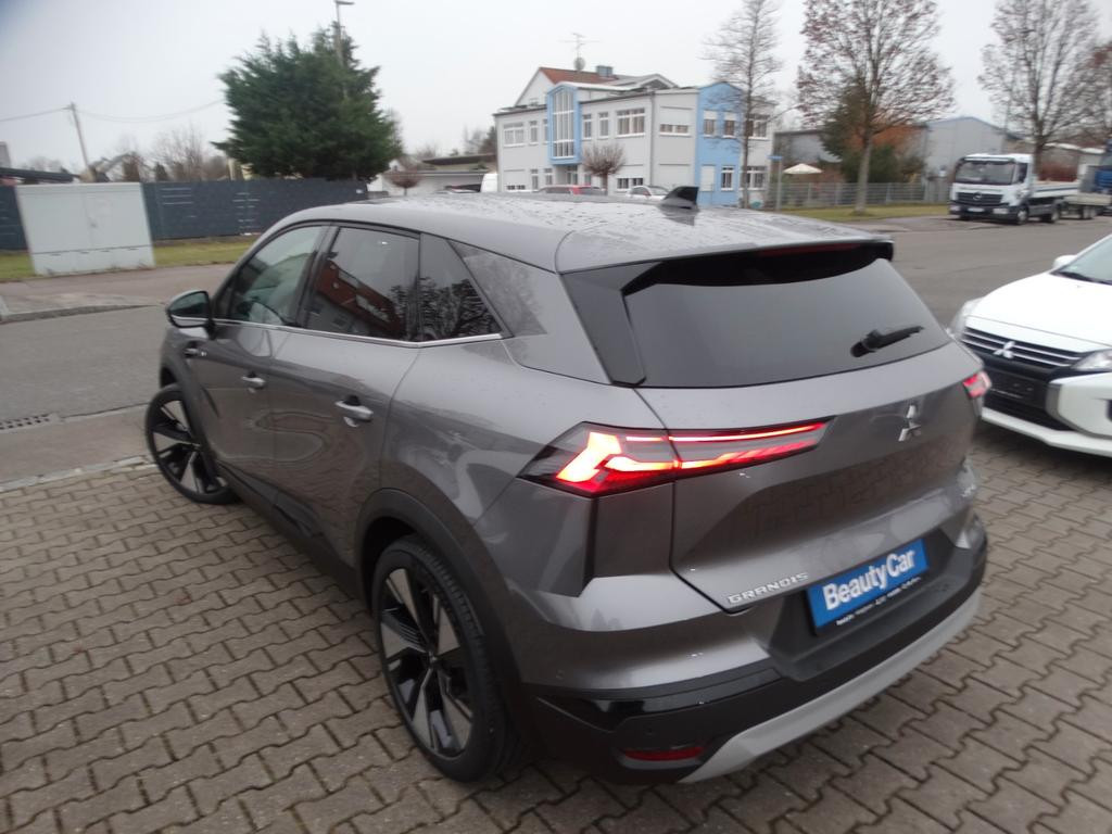 Mitsubishi Grandis
