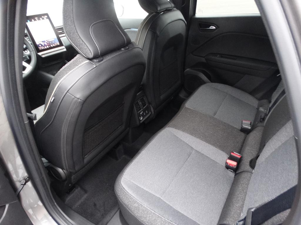 Mitsubishi Grandis