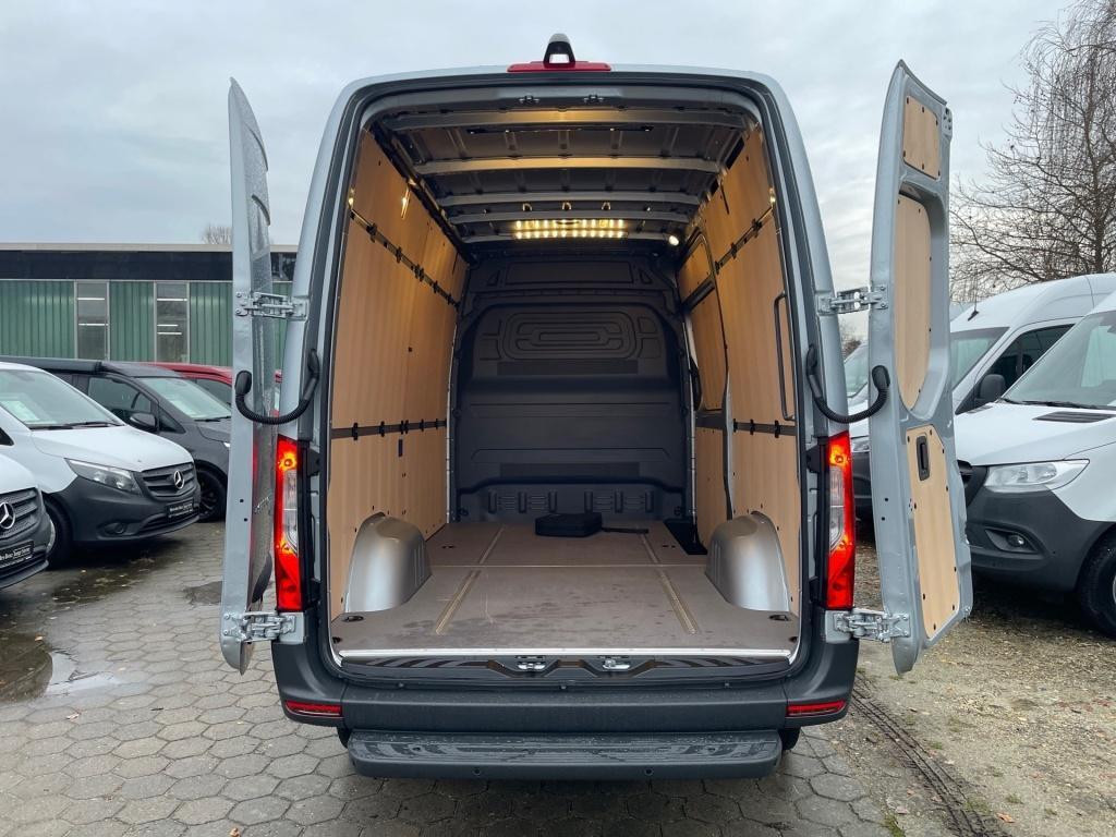 Mercedes-Benz eSprinter