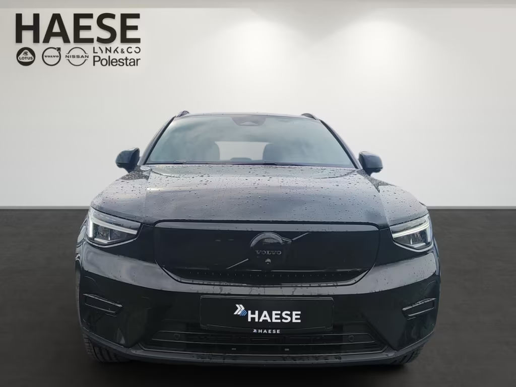 Volvo EX40