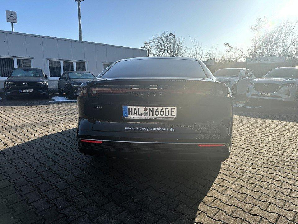 Mazda 6e
