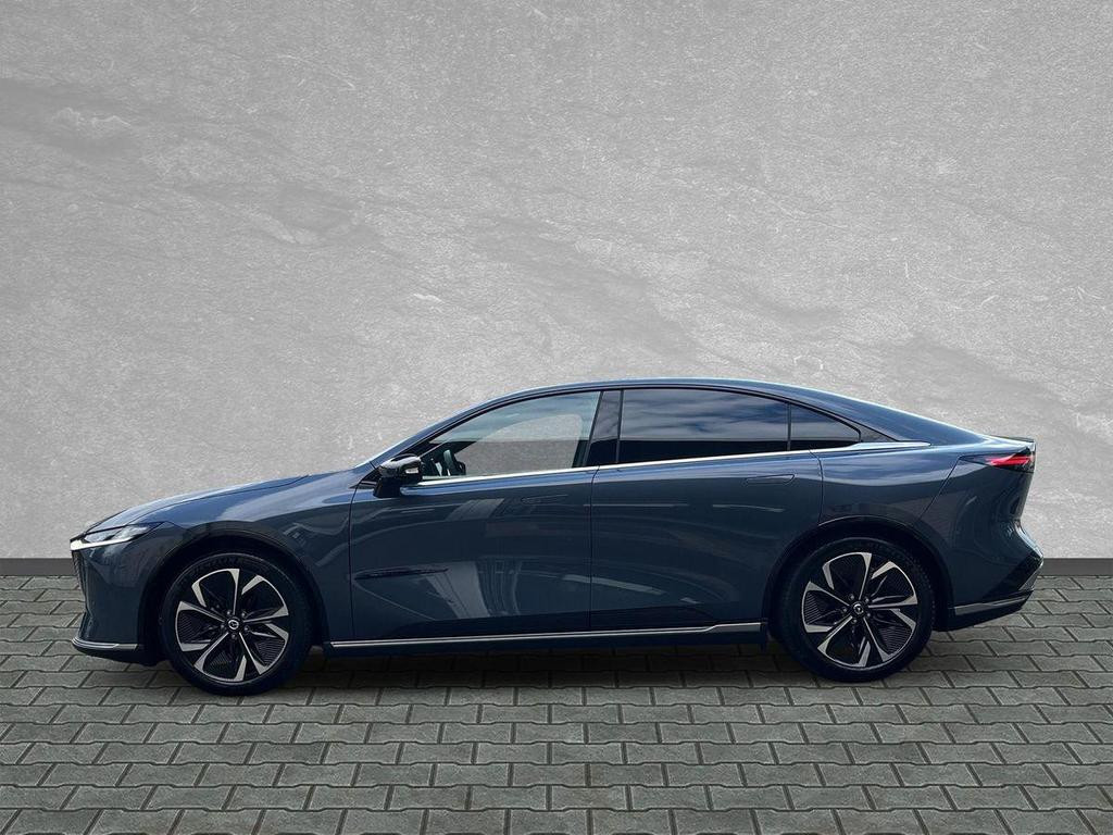 Mazda 6e