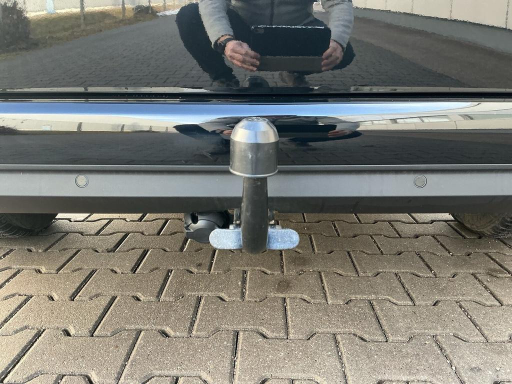 Mercedes-Benz T 180