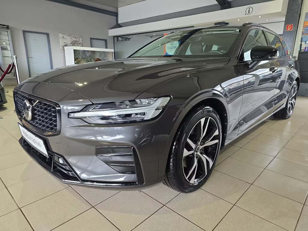 Volvo V60 Plus Dark
