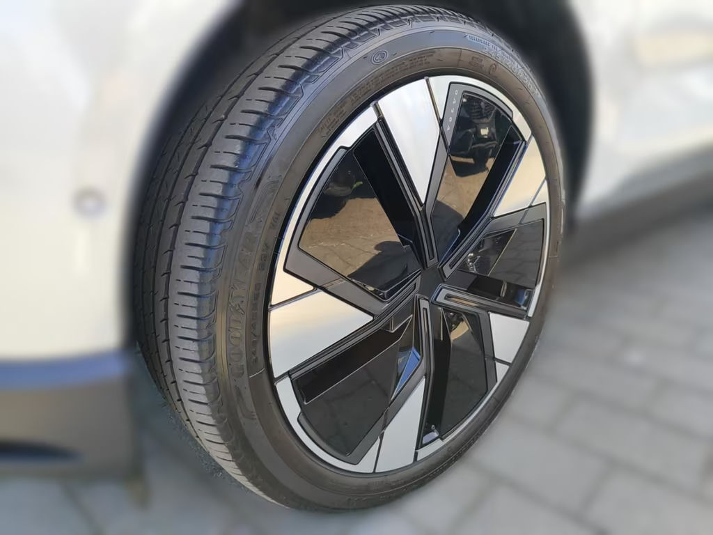 Volvo EX30