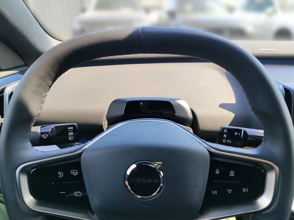 Volvo EX30