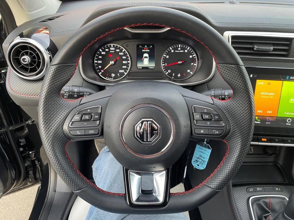 MG ZS