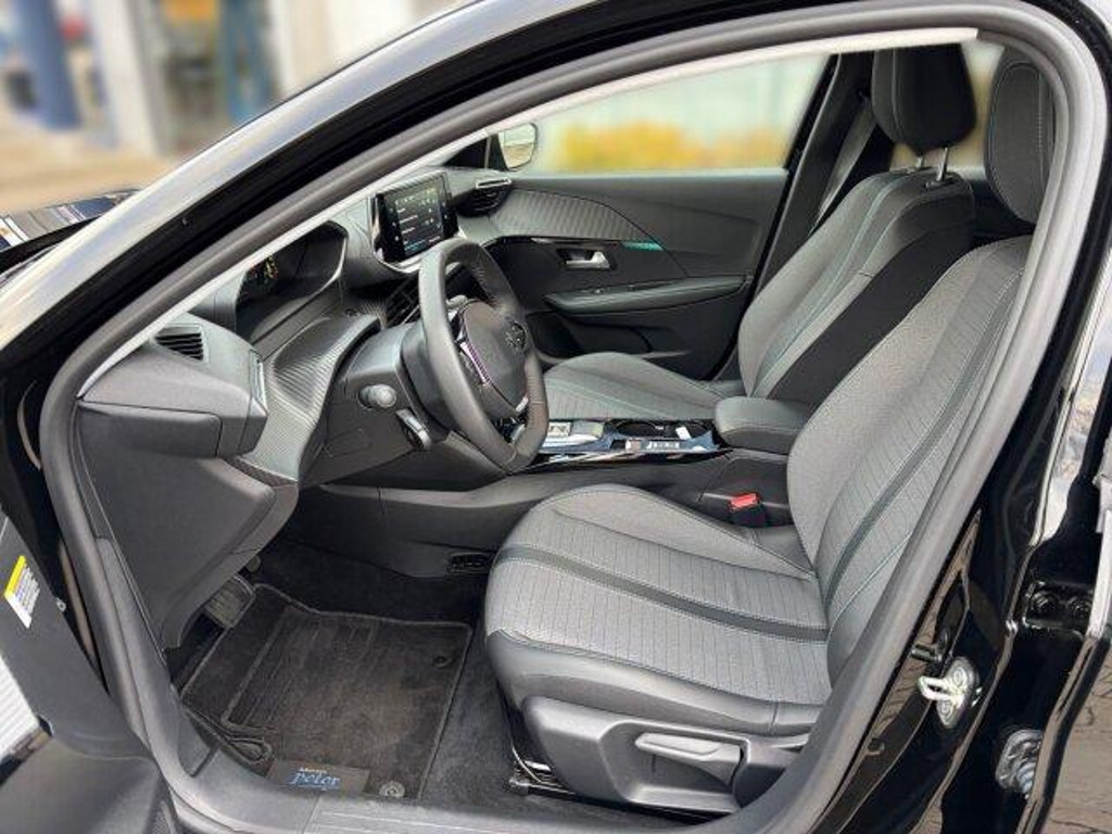 Peugeot e-208 Allure Pack