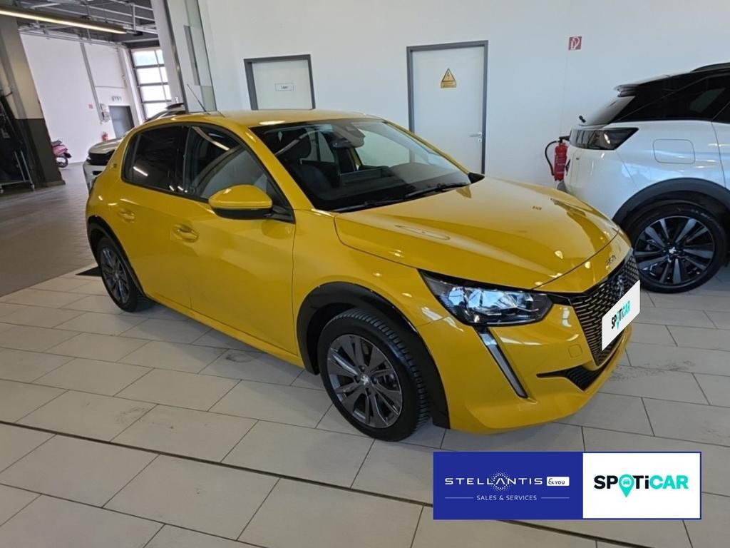 Peugeot e-208